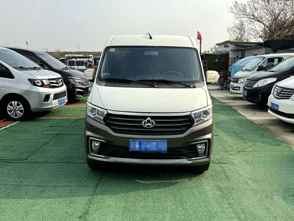 CHANGAN CROSS STAR V3