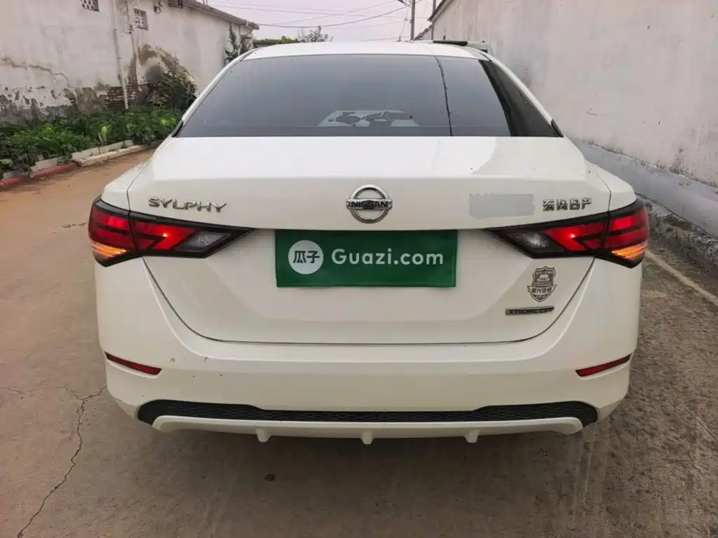 Nissan Sylphy — миниатюра 6