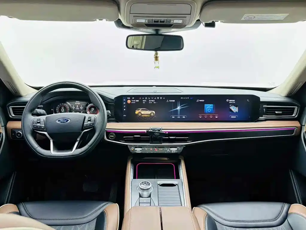 Ford Explorer — миниатюра 13