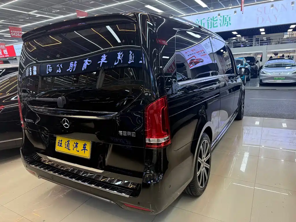 Mercedes-Benz V-Class V 2022 V 260 L Luxury