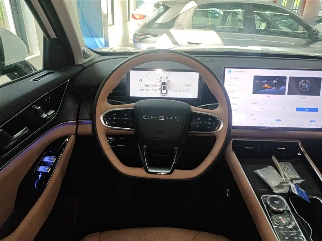 Chery Tiggo 8L 8L 2025 2.0T 5 мест