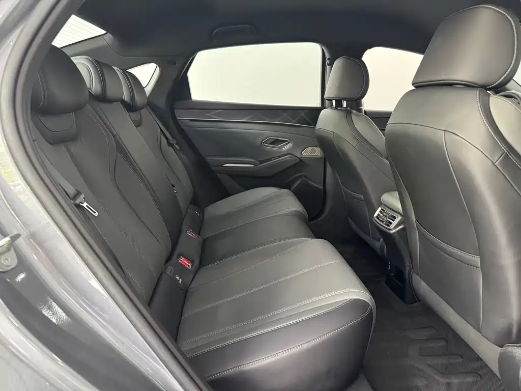 BYD Qin L — миниатюра 11