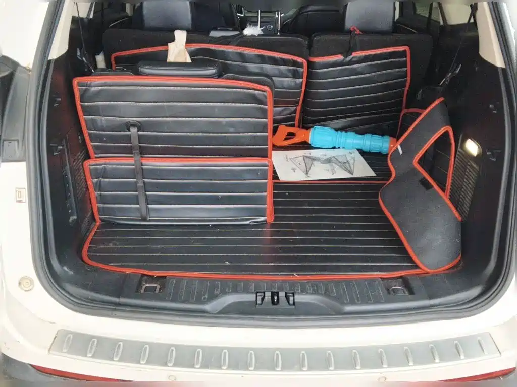 Ford Edge — миниатюра 10