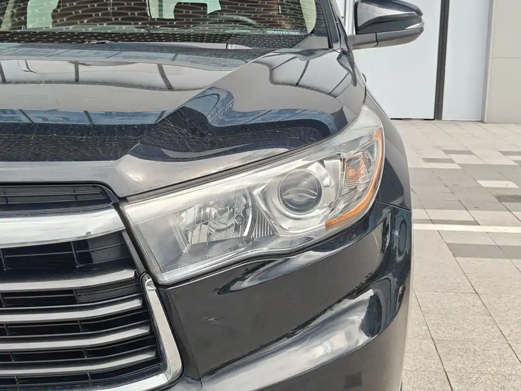 Toyota Highlander — миниатюра 9
