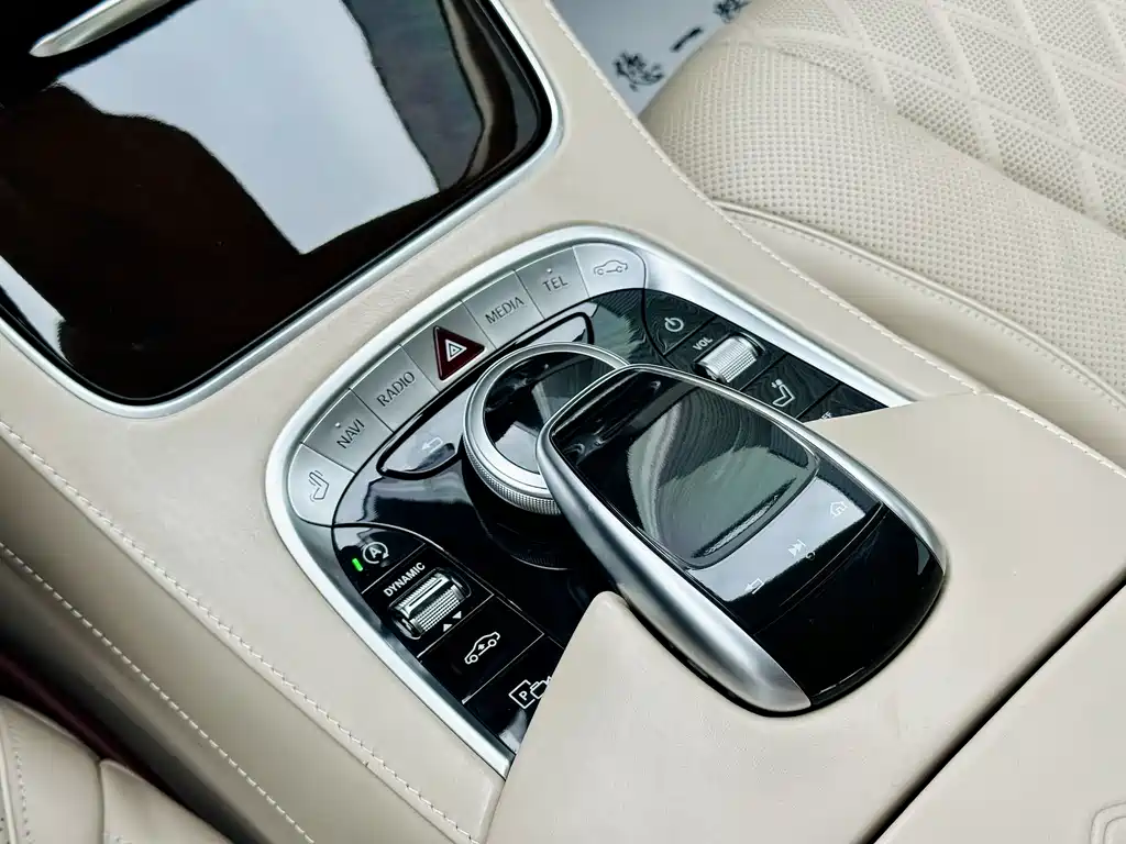 Mercedes-Benz S-Class — миниатюра 8