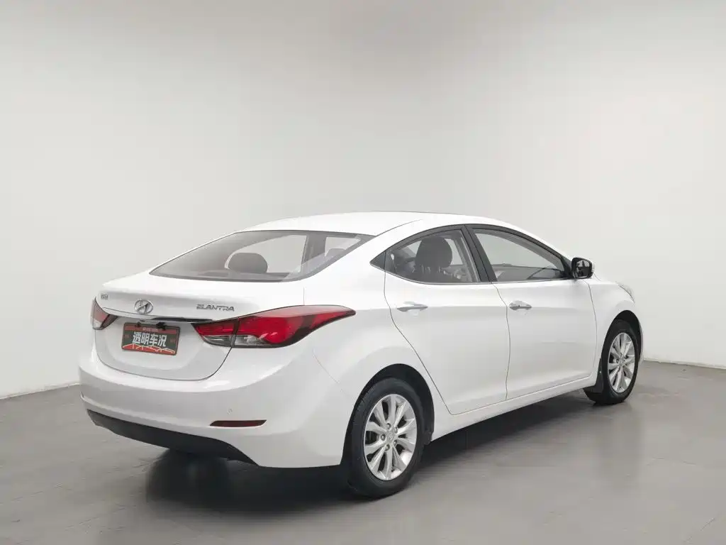 Hyundai Elantra Langdong — миниатюра 2