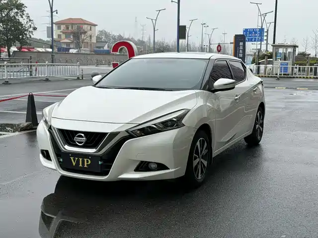 Nissan Bluebird