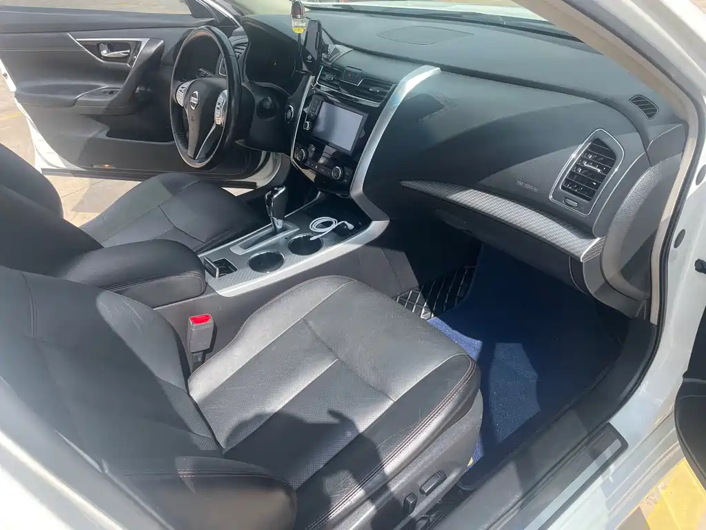 Nissan Teana — миниатюра 12