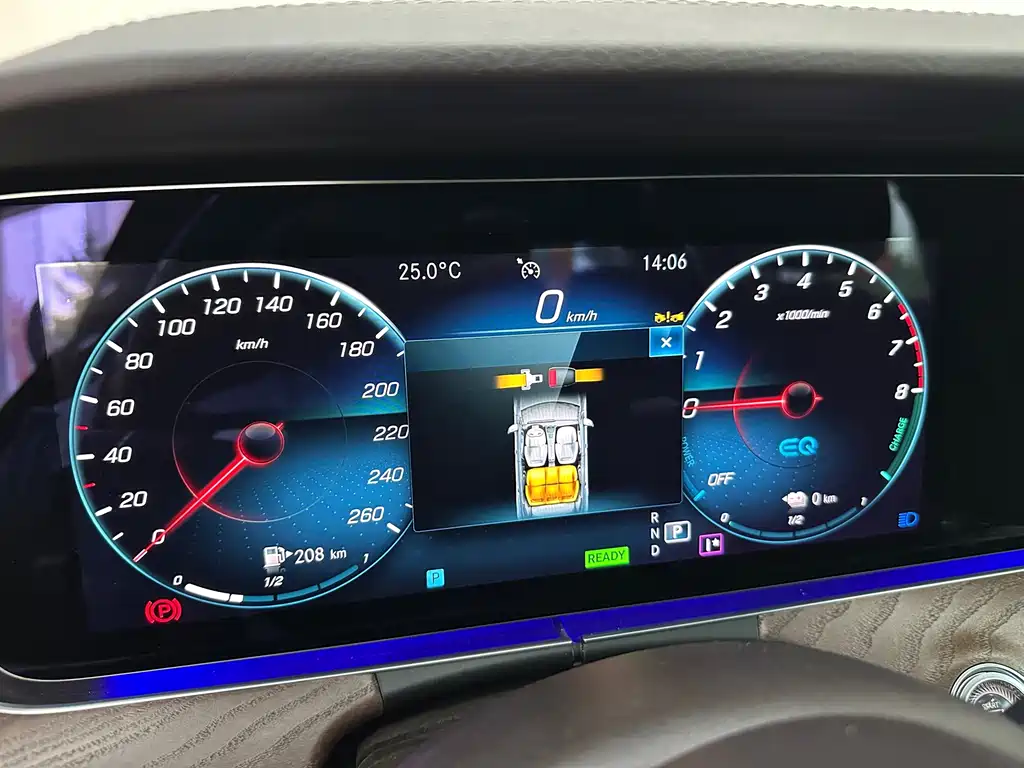 Mercedes-Benz E-Class New Energy — миниатюра 9