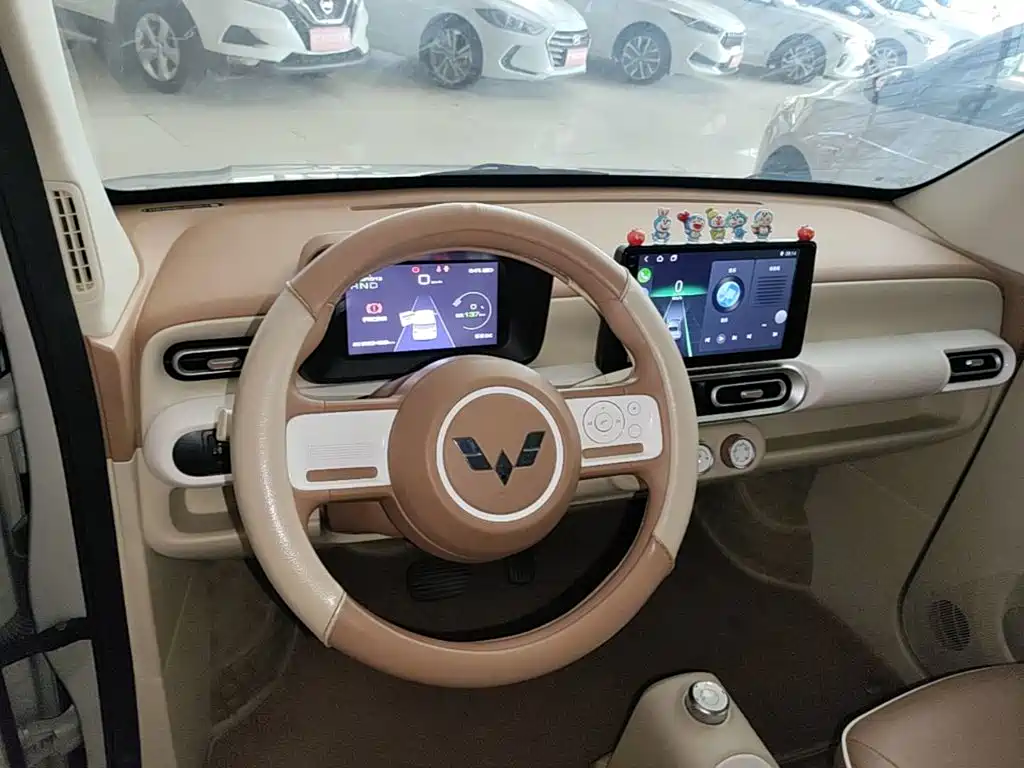 Wuling MINIEV — миниатюра 10