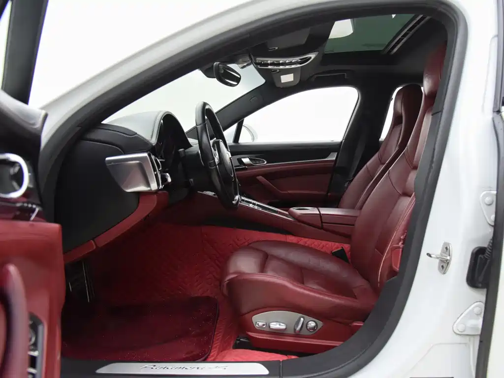 Porsche Panamera — миниатюра 11