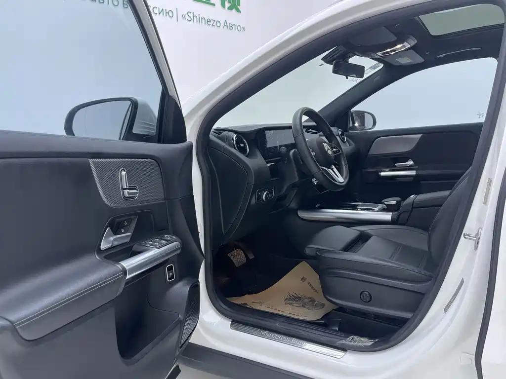 Mercedes-Benz GLA — миниатюра 16