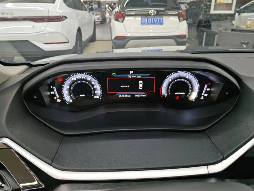 Peugeot 408 — миниатюра 12