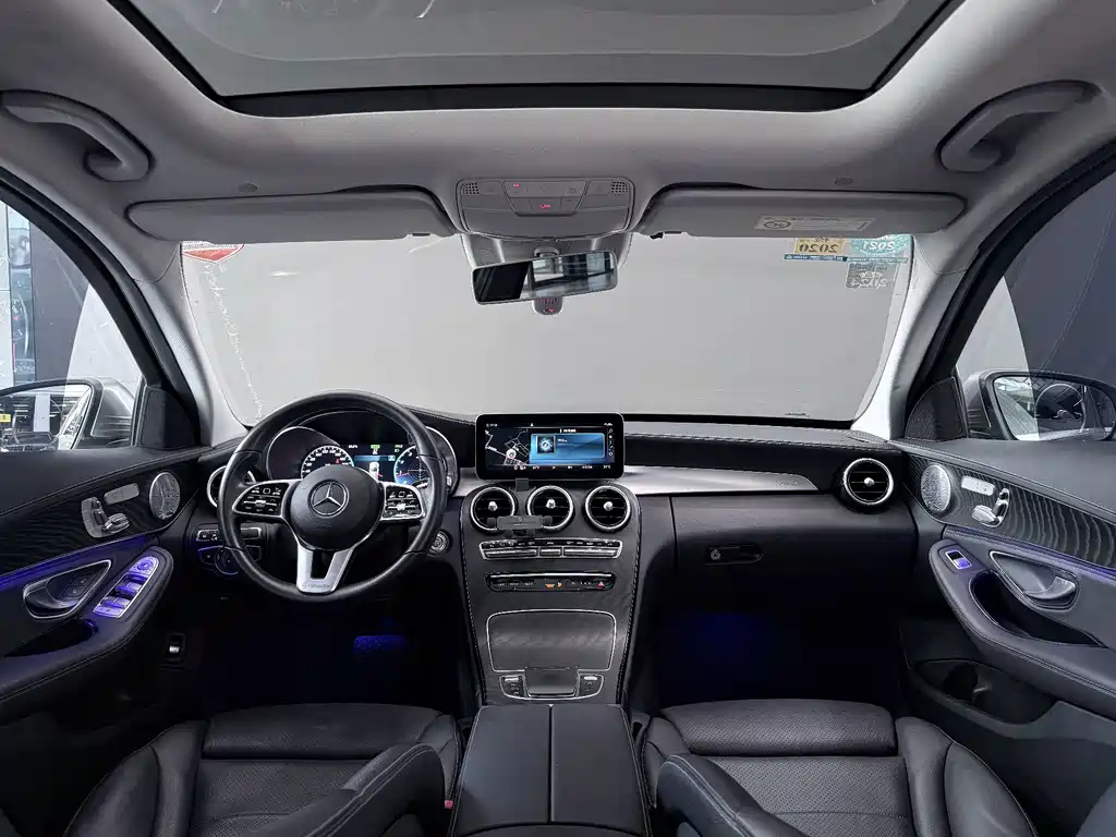 Mercedes-Benz C-Class — миниатюра 12