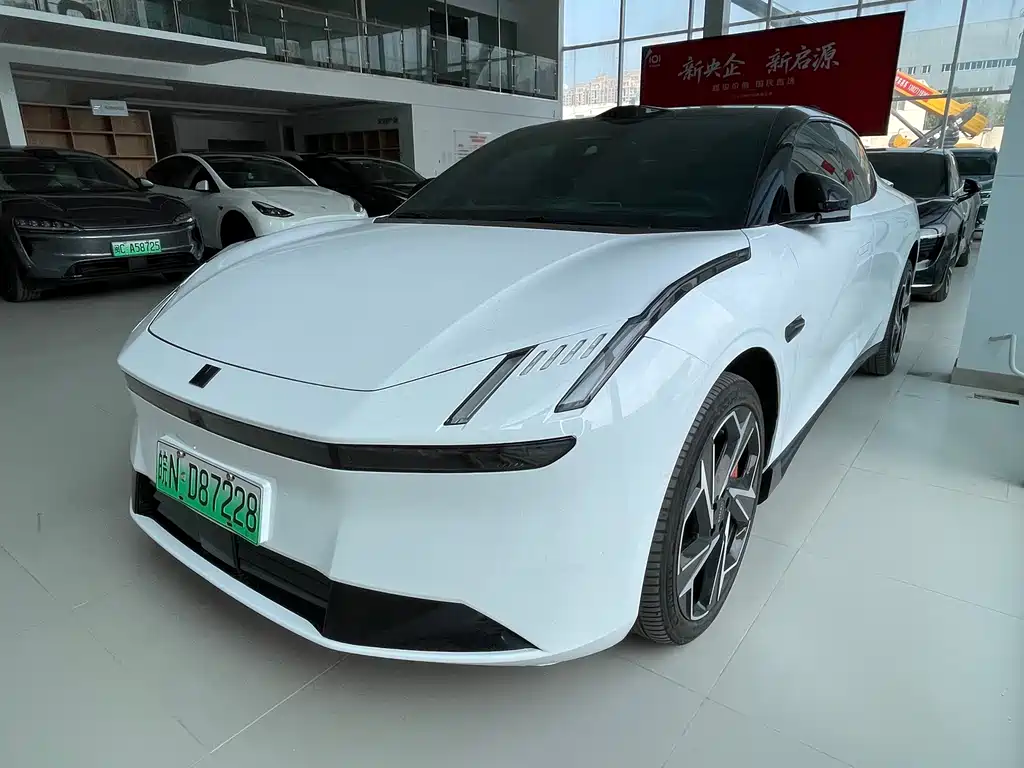 Lynk & Co Z10 — миниатюра 3