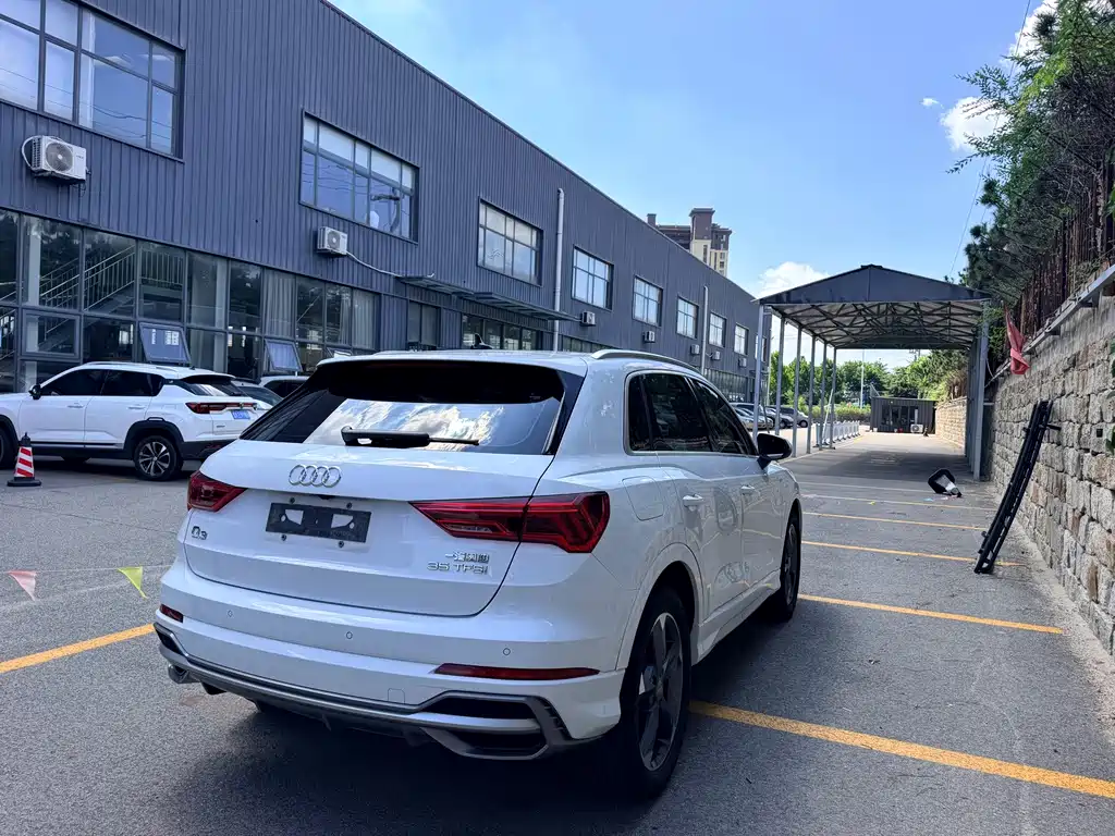 Audi Q3 — миниатюра 9