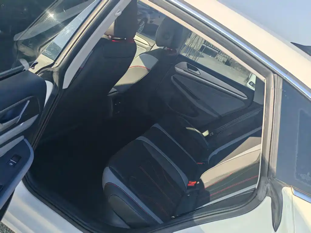 Volkswagen Lamando — миниатюра 7