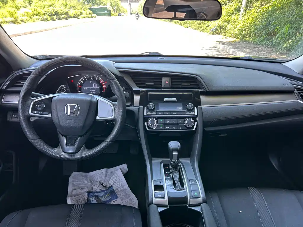 Honda Civic — миниатюра 7