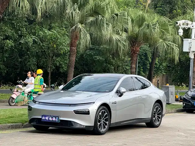 2021 Xpeng P7