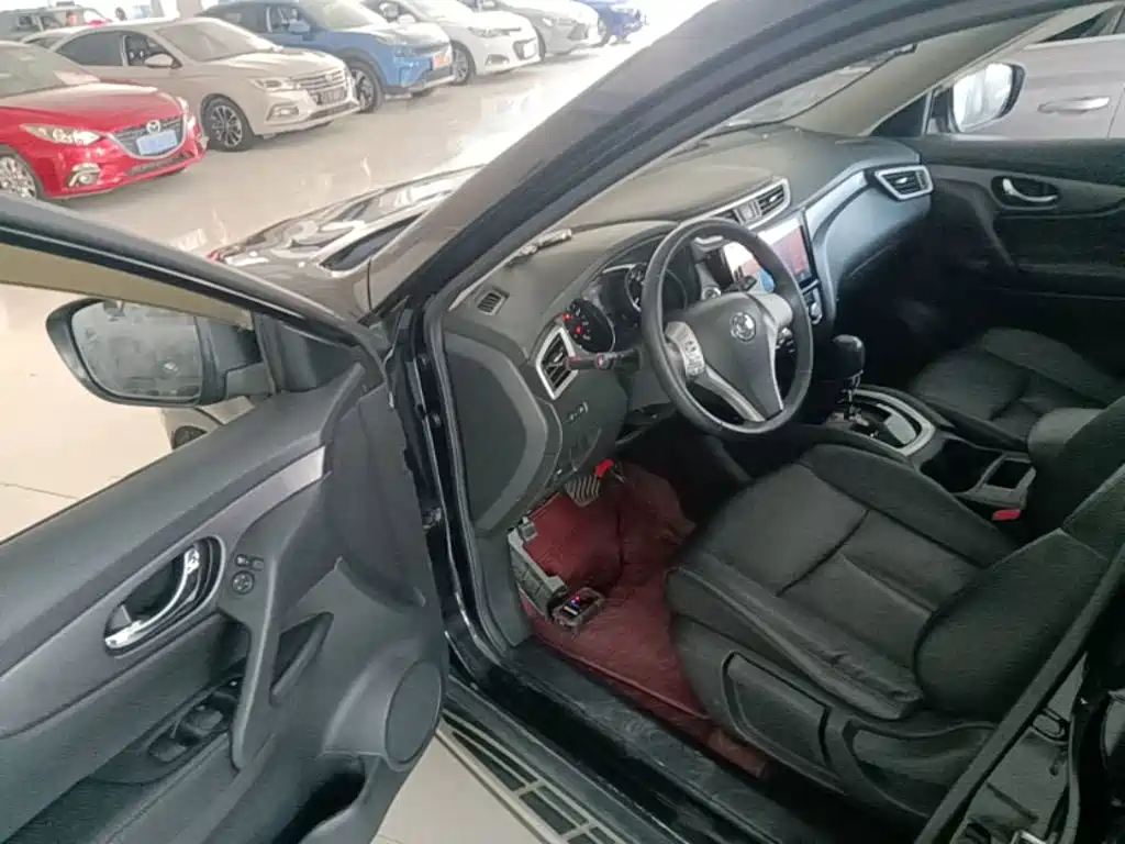 Nissan X-Trail — миниатюра 16
