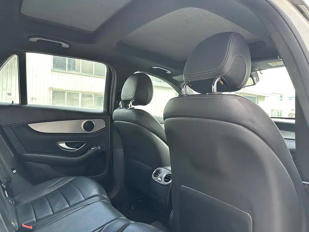 Mercedes-Benz GLC — миниатюра 16