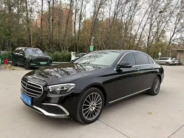 MERCEDES BENZ E CLASS