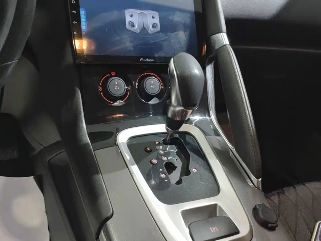 Peugeot 3008 — миниатюра 14