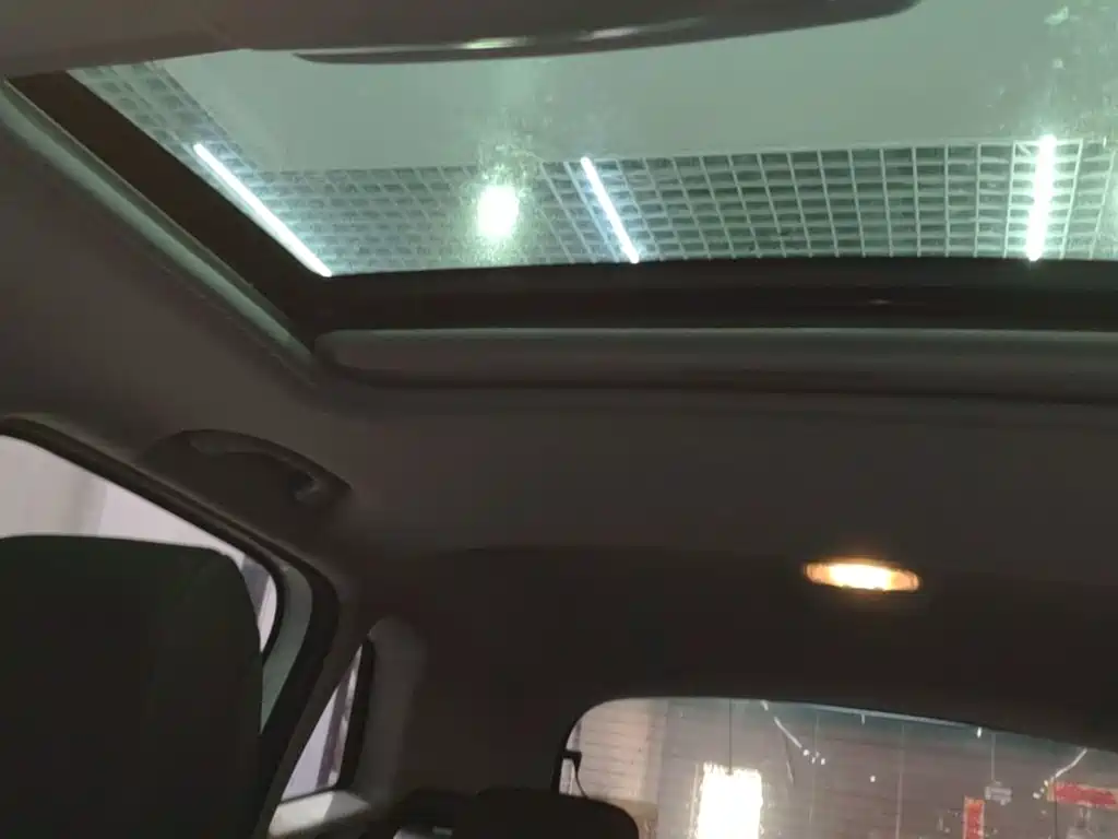 Peugeot 3008 — миниатюра 18