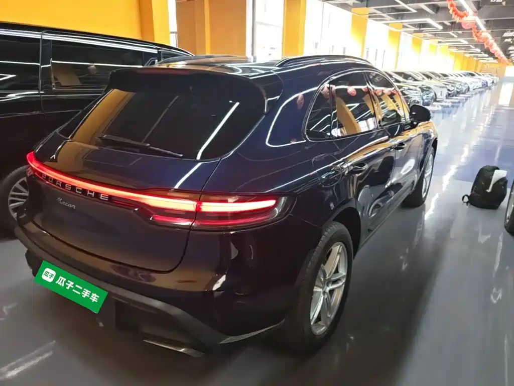 Porsche Macan — миниатюра 7