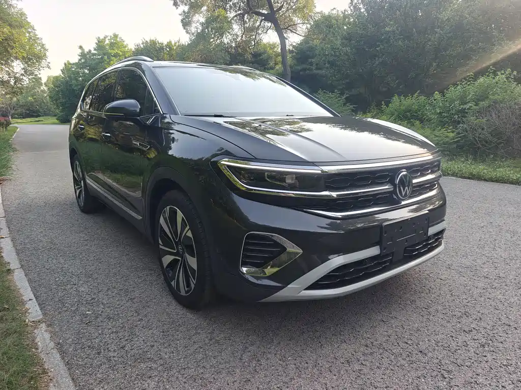 Volkswagen Talagon — миниатюра 3