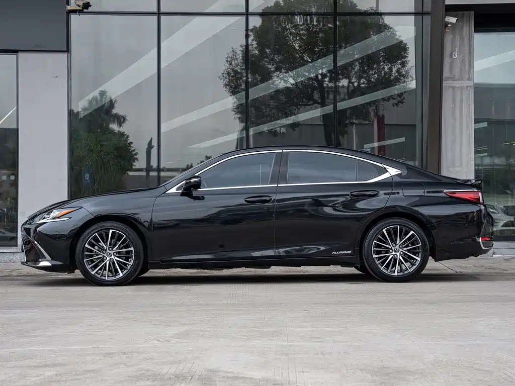 Lexus ES — миниатюра 3