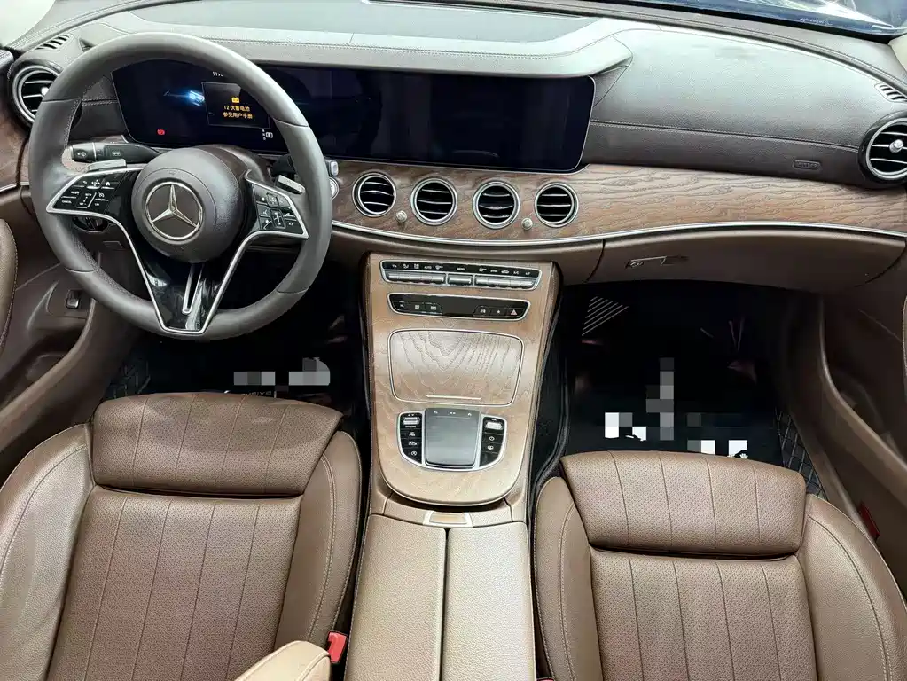Mercedes-Benz E-Class — миниатюра 4