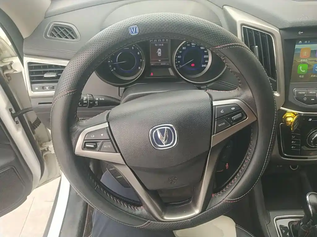 Changan CS35 — миниатюра 11