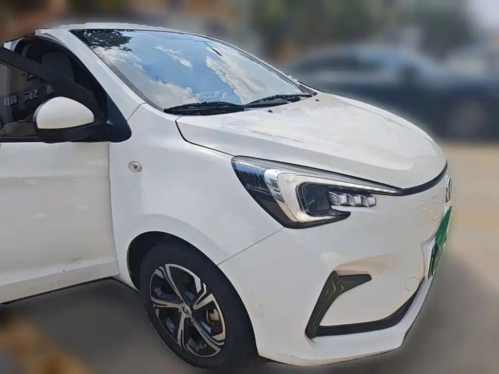 Changan Benben E-Star — миниатюра 3