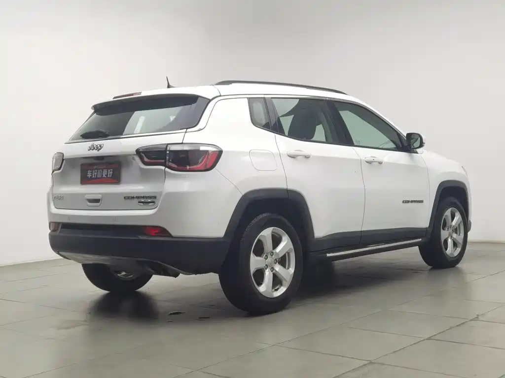 Jeep Compass — миниатюра 2