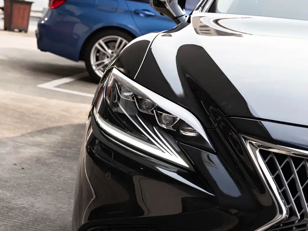 Lexus LS — миниатюра 6
