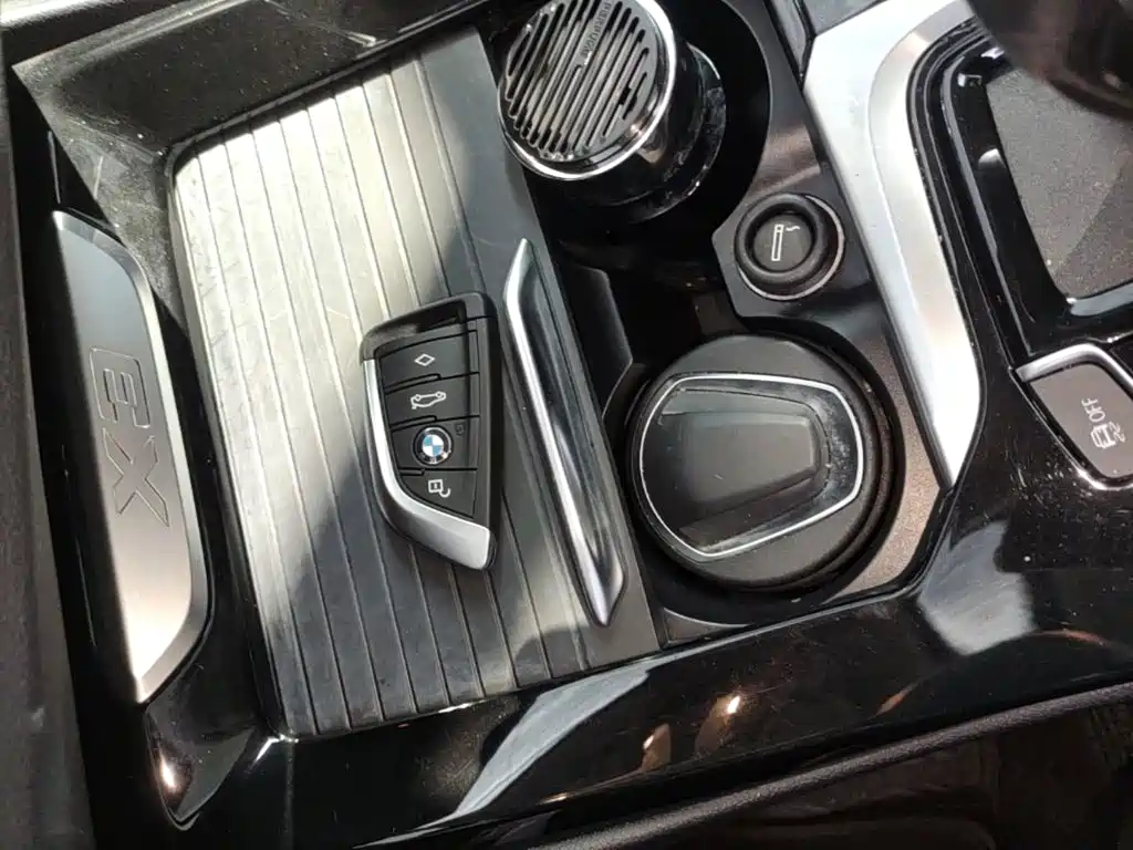 BMW X3 — миниатюра 9