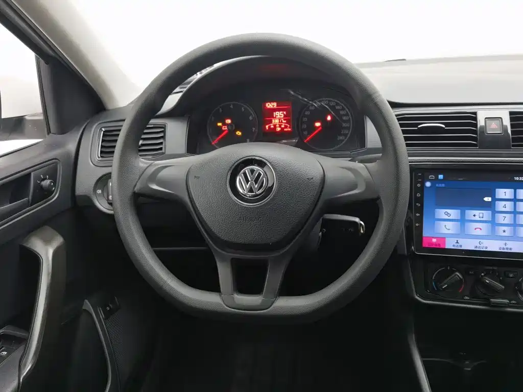 Volkswagen Santana — миниатюра 11