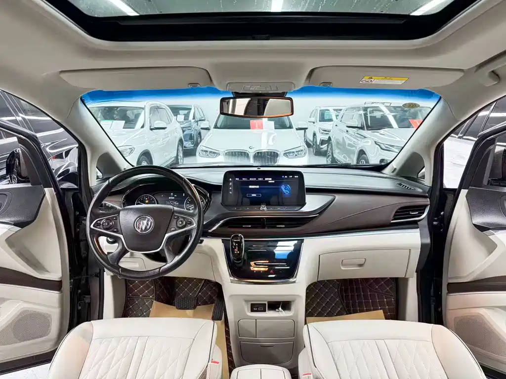 Buick GL8 — миниатюра 9
