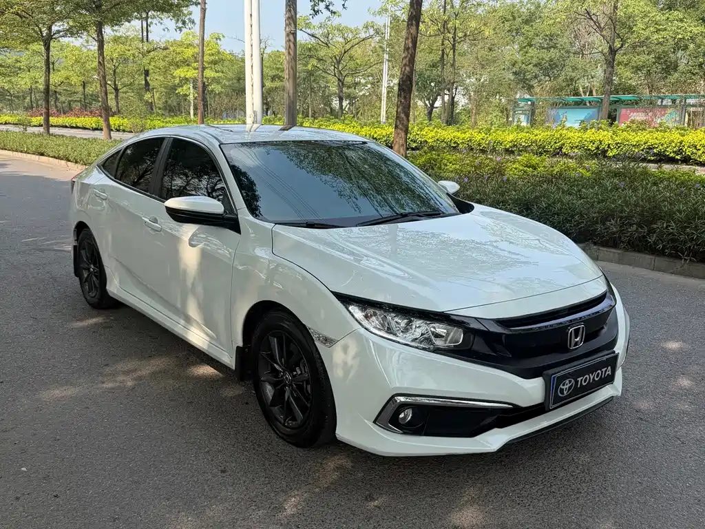 Honda Civic — миниатюра 3