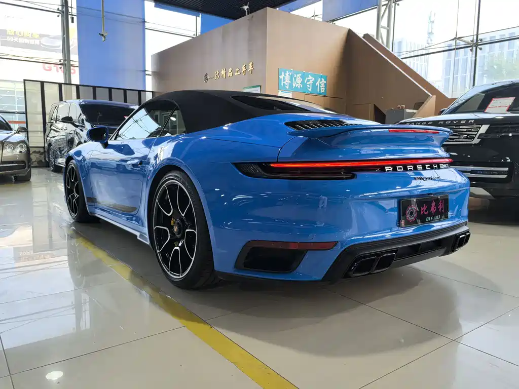 Porsche 911 2023 Turbo S Cabriolet 3.7T