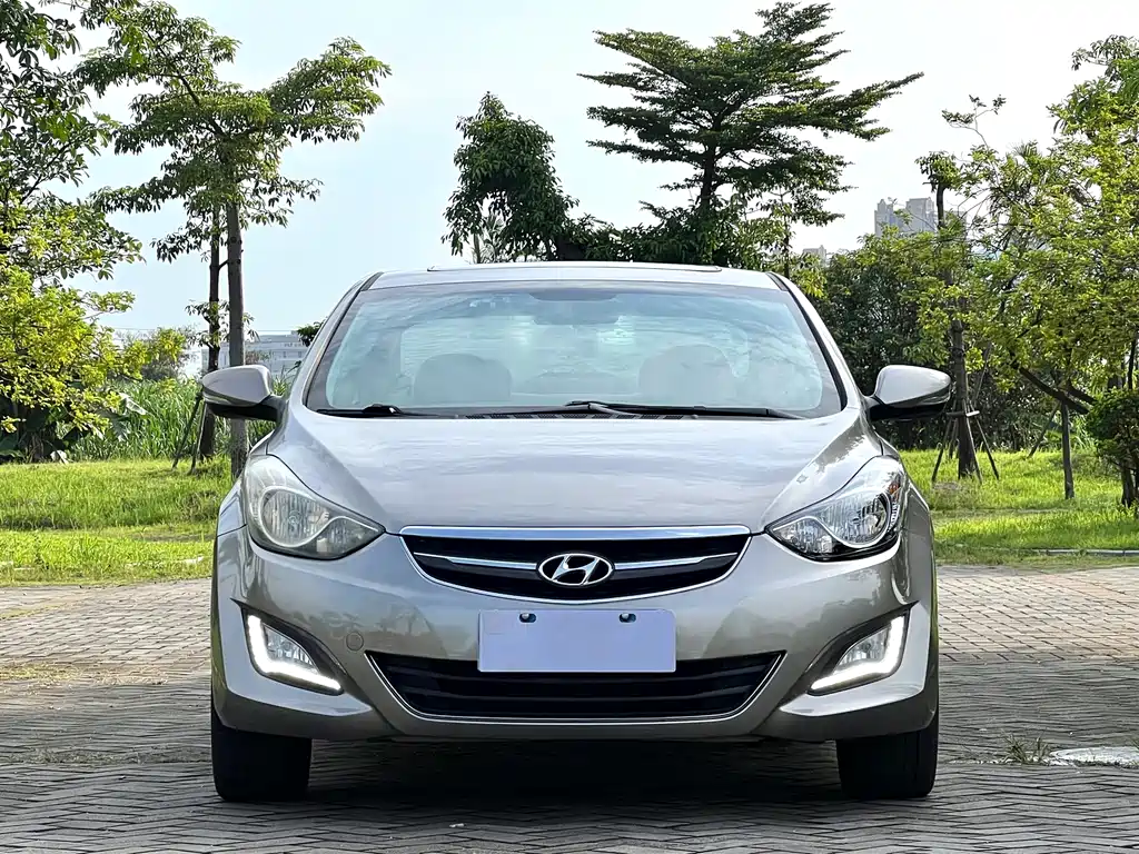 Hyundai Elantra Langdong 1.6L Auto Premium Type, фото 2