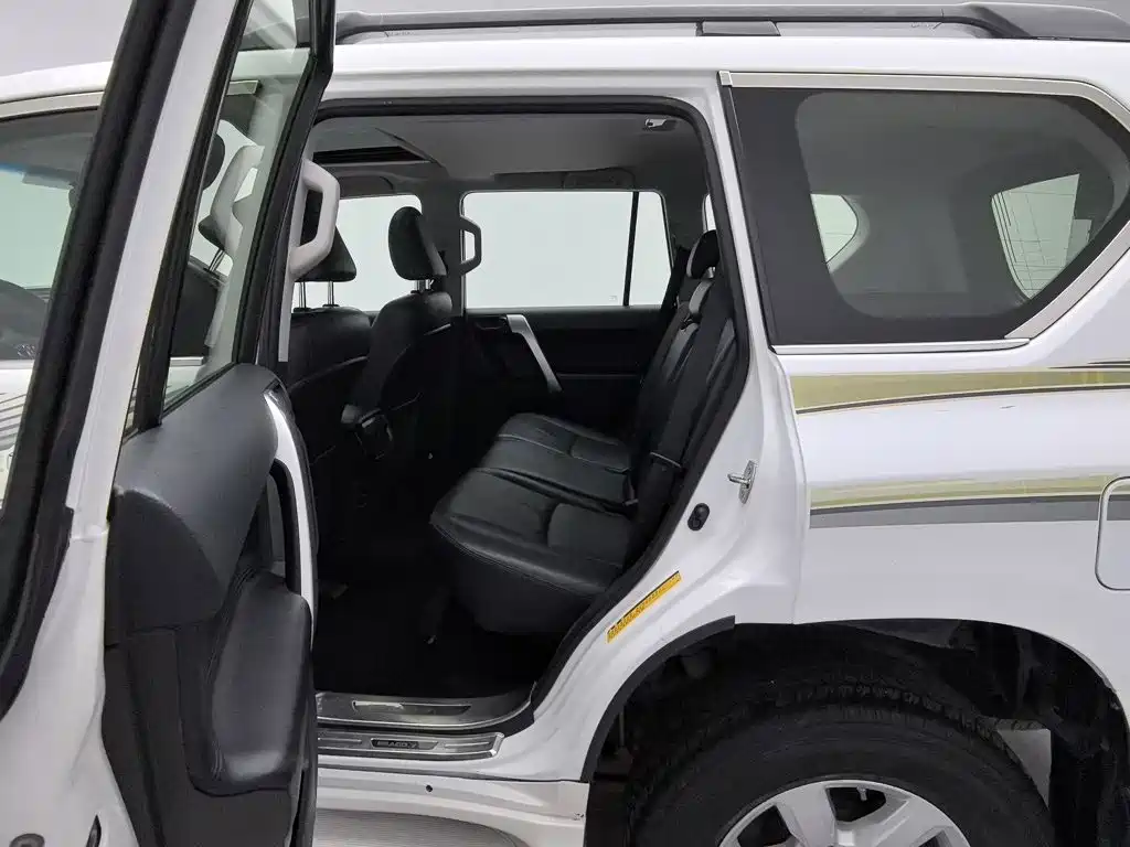 Toyota Prado — миниатюра 15