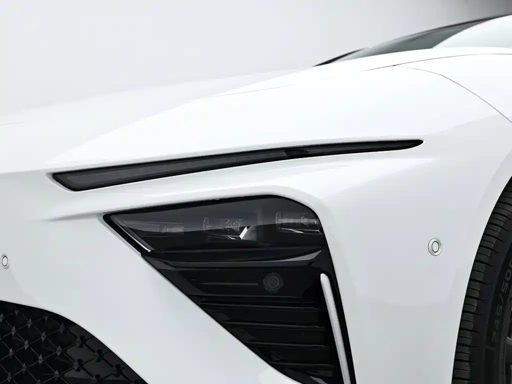 Neta S Shooting Brake — миниатюра 9