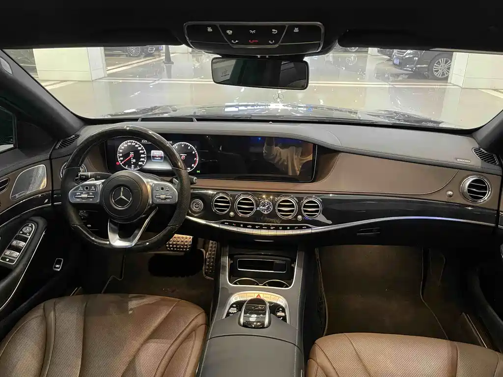 Mercedes-Benz S-Class — миниатюра 9