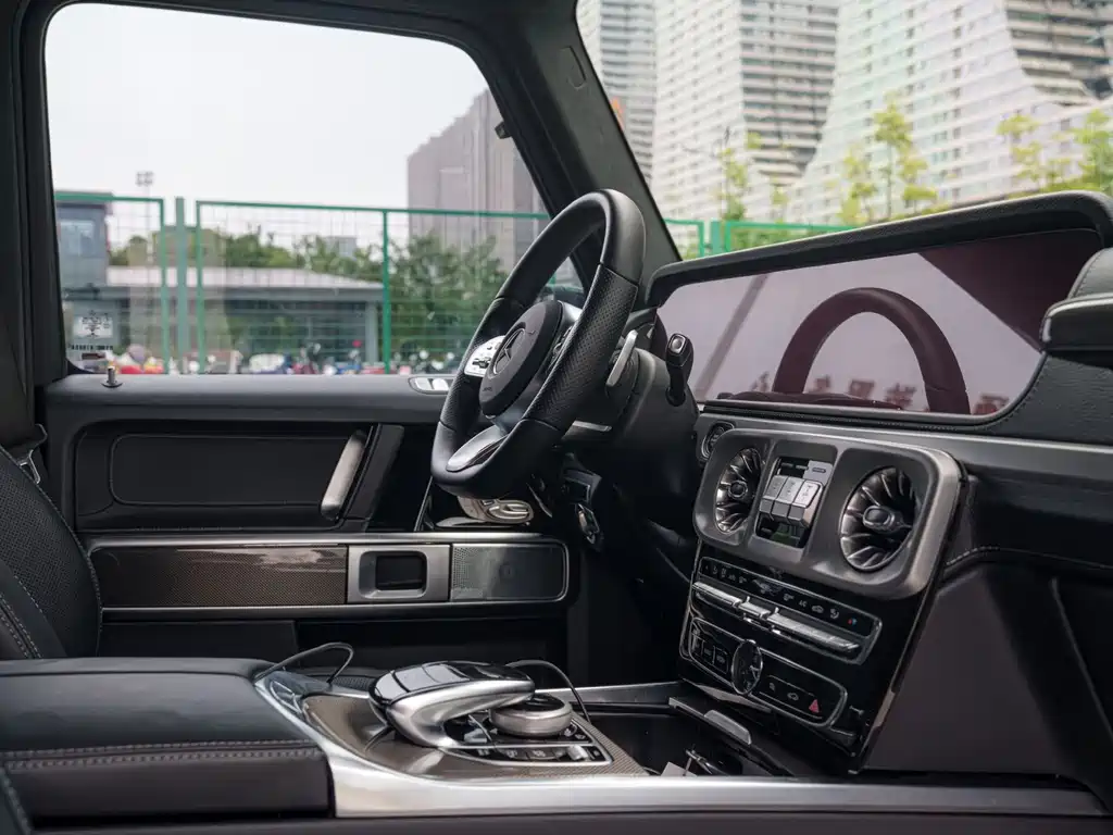 Mercedes-Benz G-Class — миниатюра 11