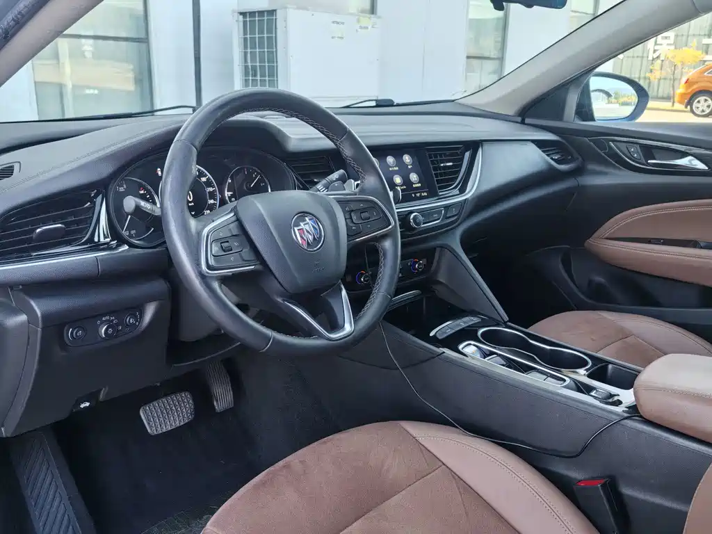 Buick Regal — миниатюра 4