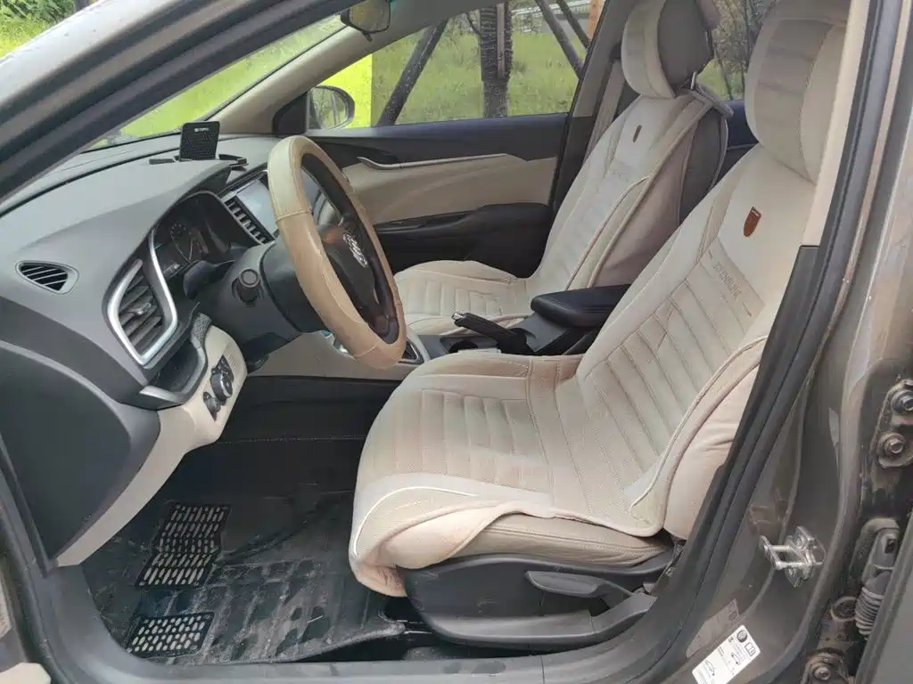 Buick Excelle — миниатюра 8