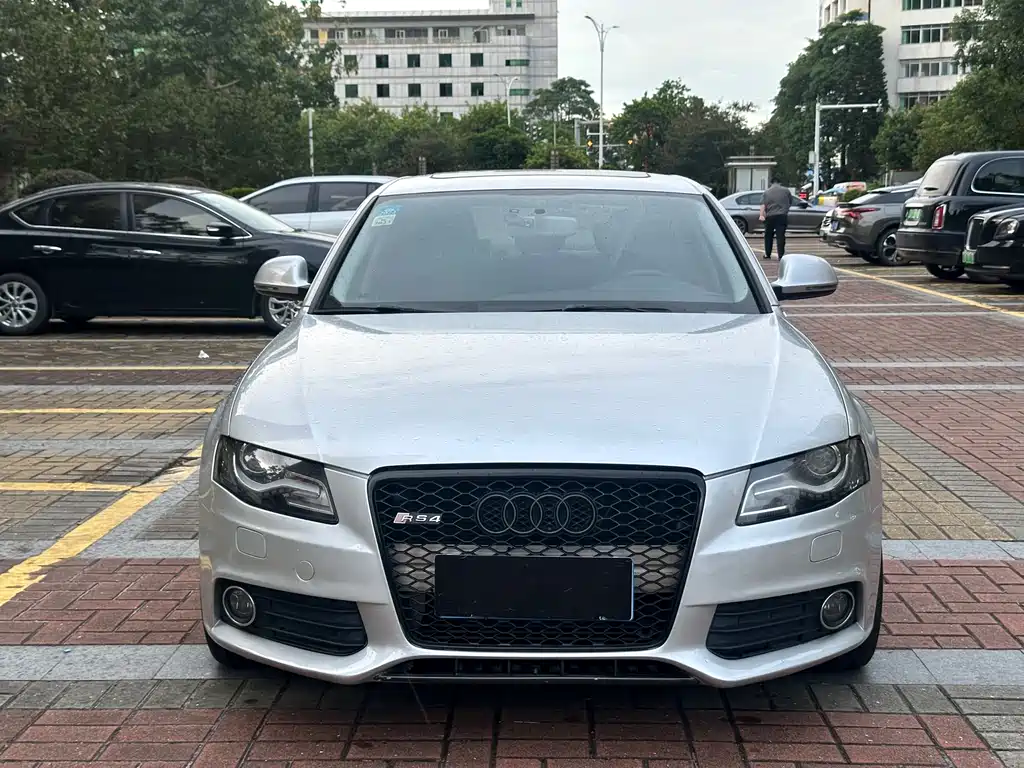 Audi A4L 2009