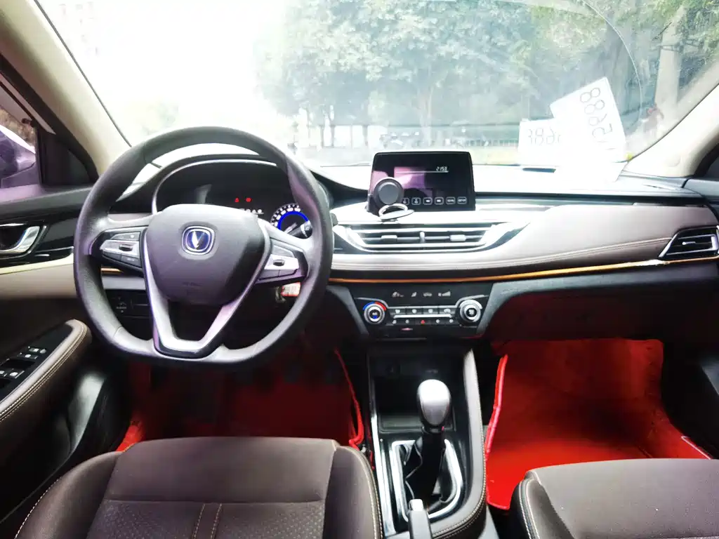 Changan Eado DT — миниатюра 15